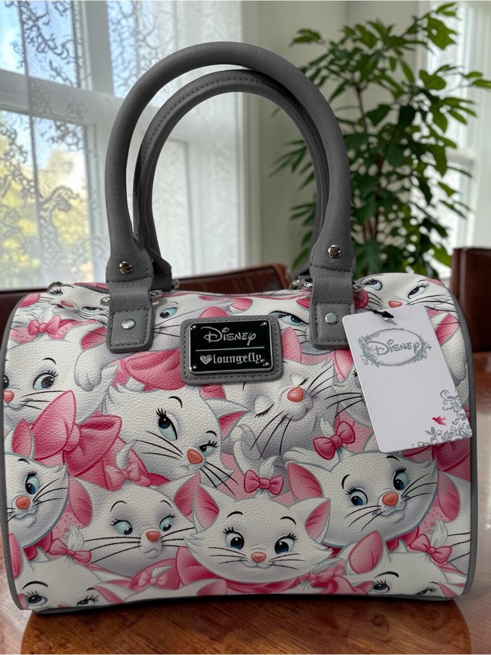 RARE HTF NWT Loungefly Disney Aristocats Marie AOP Heart Logo Satchel